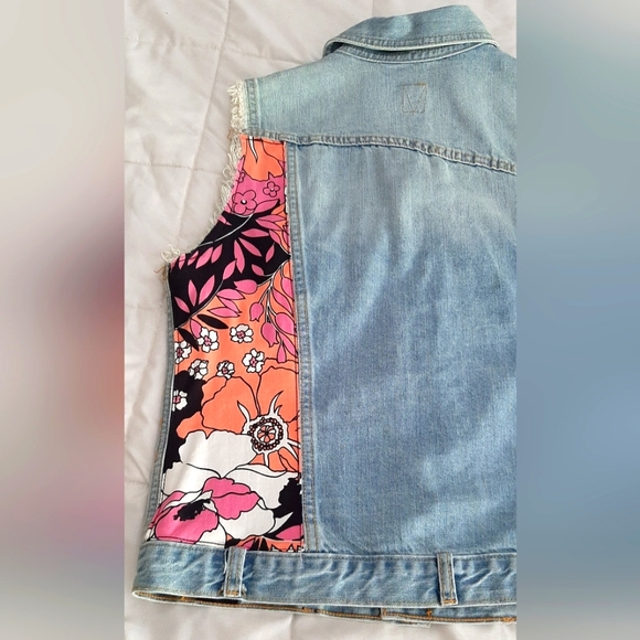 Volcom High Strung Vest - Picture 5 of 11